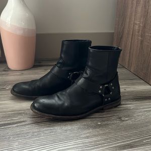 Frye biker inspired Sam Harness leather zip up boots